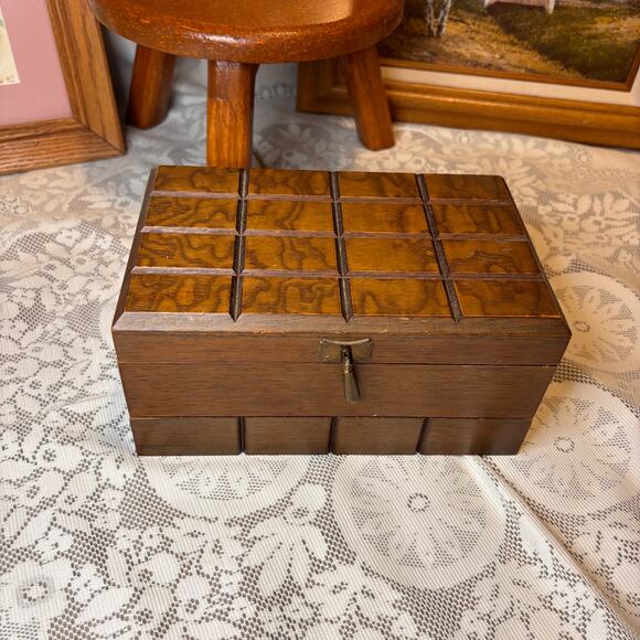 MCM Vintage Wood Grid Jewelry Box w/ drawer and hinged lid Made In Japan - Picture 2 of 8